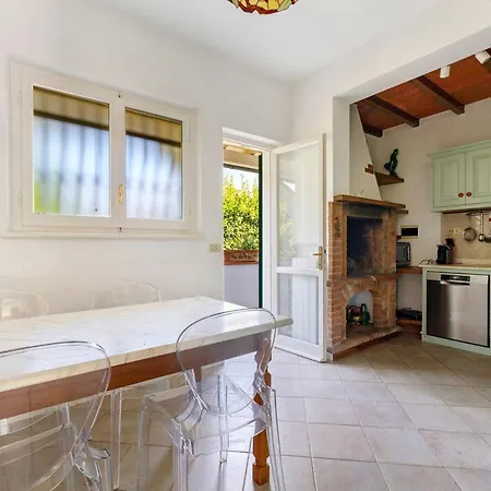 Villa In Dei Marmi Forte dei Marmi